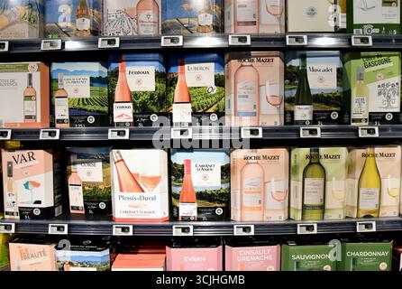 Paris, France. 05th Sep, 2025. Illustration - Wine Bottles in Supermarket in Paris, France on September 5, 2025. Photo by Alain Apaydin/ABACAPRESS Credit: Abaca Press/Alamy Live News Stock Photo