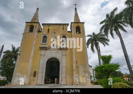 Merida, Mexico - April 8, 2025: Church of Santa Ana in Merida, Yucatan, Mexico. Stock Photo