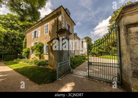 George Sand House in Nohant. The Nohant estate in Berry is still inextricably linked to the writer George Sand. The property belonged to her grandmother Aurore of Saxony, with whom she grew up. Most of her works (novels, fairy tales, stories, plays, reviews, political articles, autobiographical texts and letters) were written in Nohant. From 1835 onwards, George Sand became politically active and fought for social progress and equal rights for women. Place Sainte Anne, Nohant-Vic, Centre-Val de Loire, France Stock Photo