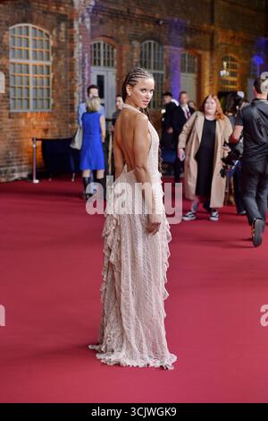 Taynara Wolf bei der Weltpremiere von Disney Original Serie Call My