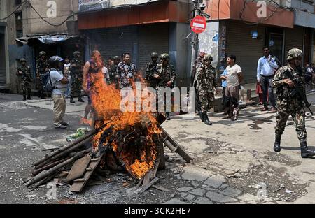 Kathmandu, Nepal. 9th Sep, 2025. Nepal Army personnel patrol against the burning fire put by protestors amid curfew against alleged corruption and government's decision to ban on several social media platforms in Kathmandu, Nepal on September 9, 2025. Credit: ZUMA Press, Inc./Alamy Live News Stock Photo