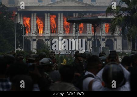 Kathmandu, Bagmati, Nepal. 9th Sep, 2025. Smoke billows from the Singhadurbar, the administrative capital of Nepal as it is ransacked and set ablaze in Kathmandu on 9 September, 2025. Following the intense protest, Oli, the Communist Prime Minister of Nepal resigned from the post. Credit: ZUMA Press, Inc./Alamy Live News Stock Photo