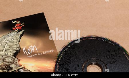 korn-follow-the-leader-compact