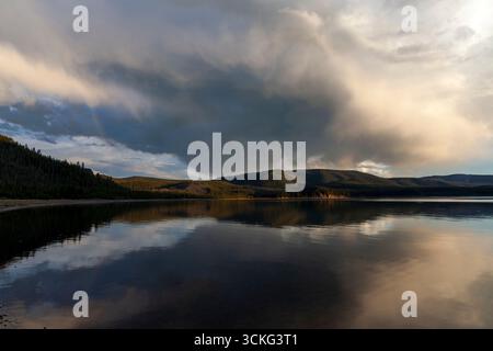 Dramatic storm clouds gather over East Lake in Newberry National Volcanic Monument, Oregon. Stock Photo