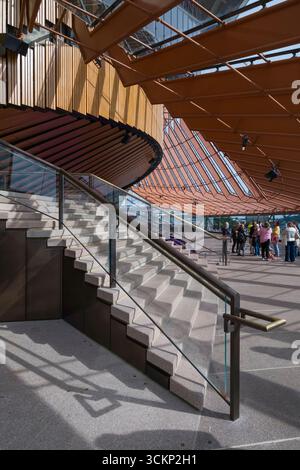 Joan Sutherland Theatre Northern Foyer in the Sydney Opera House ...