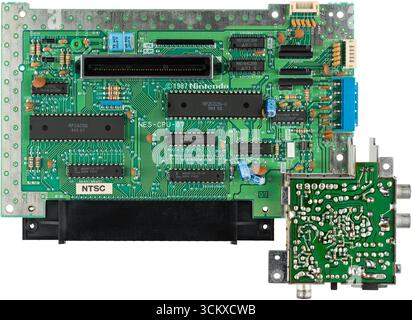 motherboard for NES, Ricoh-produced processor based on the MOS 6502 ...