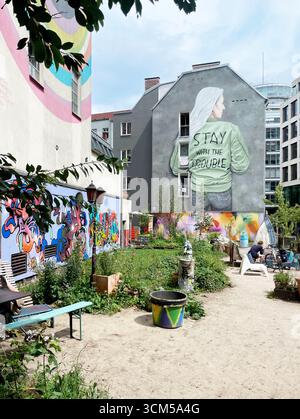 Painted house walls in the alternative Gängeviertel Hamburg, Hamburg, Germany, Europe Stock Photo