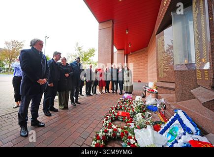 EMBARGOED TO 2230 MONDAY SEPTEMBER 15 Wreaths are laid at the Hillsborough memorial at Anfield, Liverpool, ahead of the Labour government introducing legislation on the Hillsborough Law, which will include a legal "duty of candour", where public servants could face jail if they are found not to have told the truth during investigations or inquiries. Picture date: Monday September 15, 2025. Stock Photo