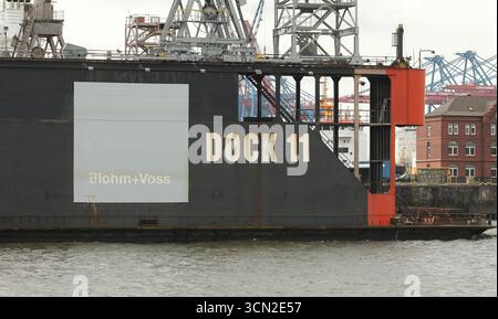 RECORD DATE NOT STATED Das Schwimmdock Dock 11 auf dem Gelände der Werft Blohm  Voss im Hamburger Hafen. Steinwerder Hamburg *** The floating dock Dock 11 on the site of the Blohm Voss shipyard in the Port of Hamburg Steinwerder Hamburg Stock Photo