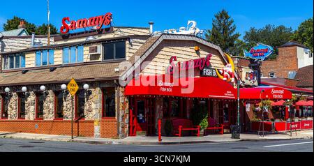 billions sammy's fish box city island Sammys fish box hi-res stock photography and images