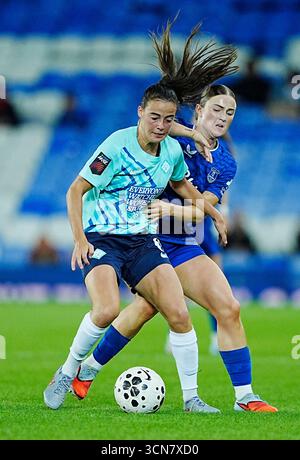Maria Perez (6 London City Lionesses) comes out for warm up prior to