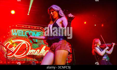 Edmonton, Canada. 19th Sep, 2025. American Country Singer, Warner Music recording artist Dasha performs during her Welcome to Dashaville tour at Midway Music Hall in Edmonton American Country Singer, Warner Music recording artist Anna Dasha Novotny performs during her Welcome to Dashaville tour at Midway Music Hall in Edmonton. Credit: SOPA Images Limited/Alamy Live News Stock Photo