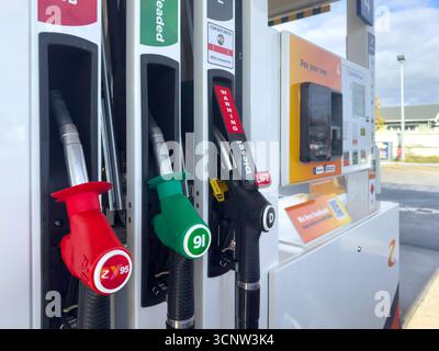 Petrol pumps at Z - Barrington Service Station, Barrington Street, Spreydon, Christchurch (Ōtautahi), Canterbury Region, New Zealand Stock Photo