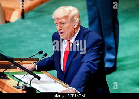 New York, Vereinigte Staaten. 23rd Sep, 2025. United States President Donald J Trump addresses the United Nations General Assembly at United Nations Headquarters in New York, New York, USA on 23 September, 2025. Credit: Kyle Mazza/CNP/dpa/Alamy Live News Stock Photo