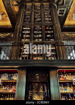 The Atlas Bar interior, Singapore, Singapore Stock Photo - Alamy