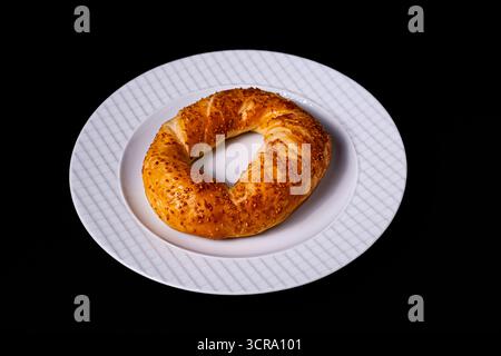 Traditional Turkish Simit Sesame Covered Bread Ring Stock Photo - Alamy