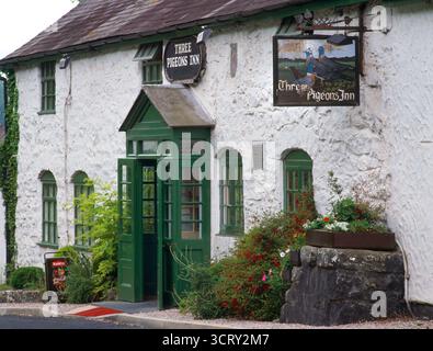 The Three Pigeons Inn, Graigfechan, Denbighshire, Wales, UK, right beside the B5429 which used to be the main road: a stopping place for Welsh drovers Stock Photo