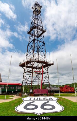 Tulsa, Oklahoma - United States - June 18th, 2025: Oil rig at the Route 66 Historical Village in Tulsa, Oklahoma, USA. Stock Photo