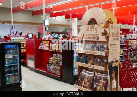 Target taylor swift hi-res stock photography and images - Alamy