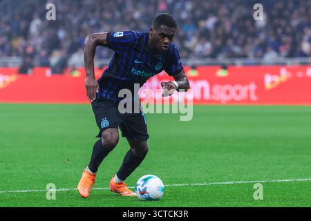 Ange-Yoan Bonny of FC Internazionale celebrates after scoring a goal ...