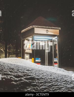 Phone booth in the snow at night, Dresden, Germany Stock Photo - Alamy