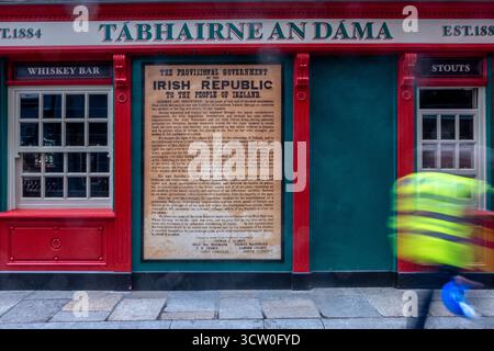 Dublin, October 5th 2025: The Dame Tavern and the Irish Republican proclamation Stock Photo