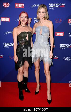 Pretty Pink und Kim Hnizdo bei der Verleihung der Bunte New Faces Awards in der Kategorie Music 2025 im Festsaal Kreuzberg. Berlin, 08.10.2025 *** Pretty Pink and Kim Hnizdo at the presentation of the Bunte New Faces Awards in the Music 2025 category at Festsaal Kreuzberg Berlin, 08 10 2025 Foto:xN.xKubelkax/xFuturexImagex new faces 5053 Stock Photo