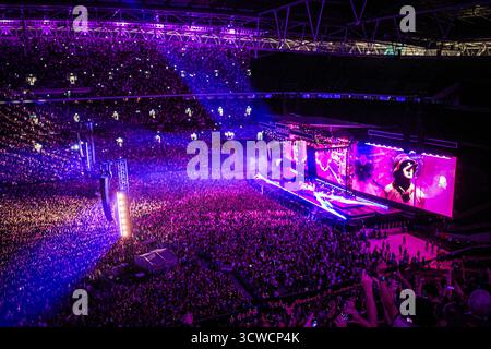 Oasis Performing live at Wembley Stadium on their Live 25 Tour