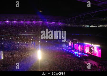 Oasis Performing live at Wembley Stadium on their Live 25 Tour