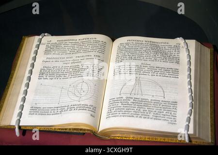 Newton's first law of motion hi-res stock photography and images