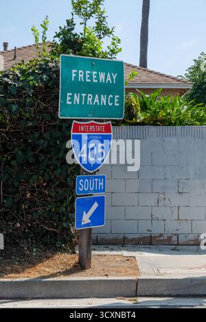 California Freeway 405 sign Stock Photo - Alamy