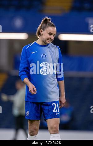 London, UK. 15th Oct, 2025. Niamh Charles (21 Chelsea) before the match between Chelsea and Paris FC in the UEFA Women's Champions League at Stamford Bridge, London, England on Wednesday 15th October 2025. Credit: SPP Sport Press Photo. /Alamy Live News Stock Photo