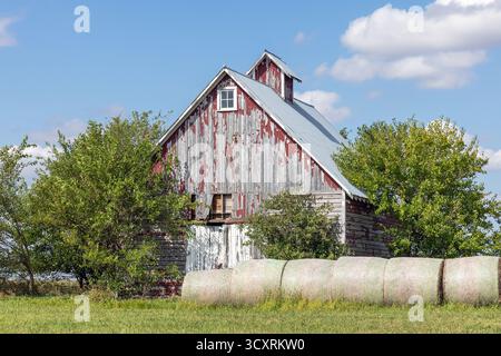An antique barn in McDonough County, Illinois Stock Photo