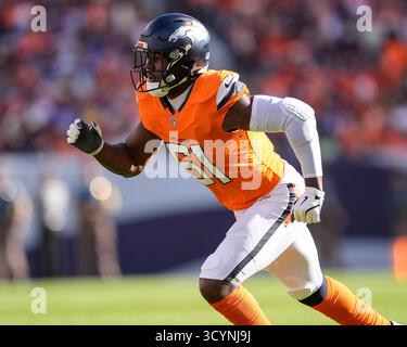 Christian Ringo Nfl Denver Broncos linebacker Que Robinson (51) against the Arizona ...