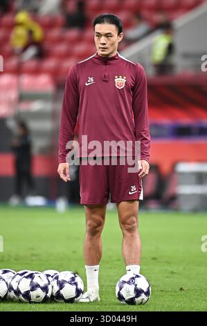 Chn Region League Shanghai, China PR. 21 October, 2025. Mateus Vital #10 of Shanghai Port ...