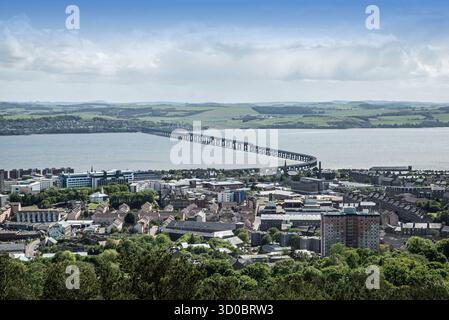 The Tay Rail Bridge stretching accros the Firth of the Tay from Dundee to Wormit, Fife, Scotland Stock Photo