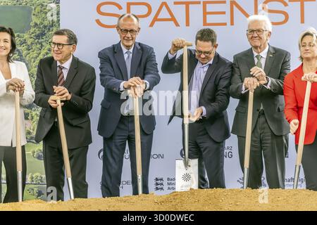 Ground-breaking ceremony ceremony for the Innovation Park for Artificial Intelligence (IPAI) in Heilbronn. From left, Minister of Research Dorothee Bï¿½ Stock Photo