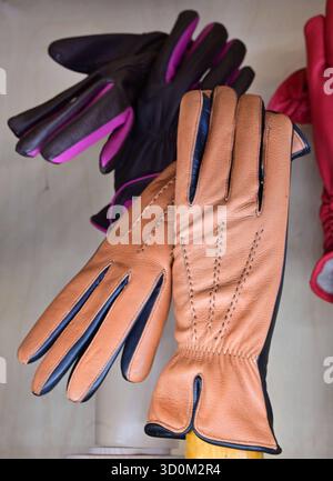zum goldenen handschuh stream Der goldene eBook : Strunk, Heinz Kindle-Shop Color:Matte Black / Step Over Frame Brushless FPV Orange Gloves - Nike