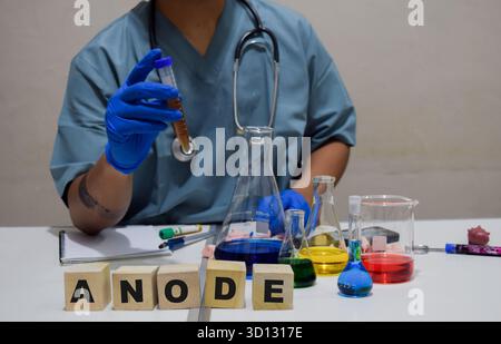 A healthcare professional conducts an anode experiment in a lab. scientific research concept Stock Photo