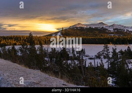 sunset-in-winter-mountains-stock-photo-alamy