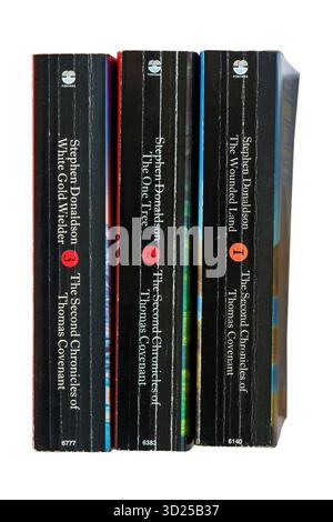 Selection of Stephen Donaldson books The Chronicles of Thomas Covenant ...