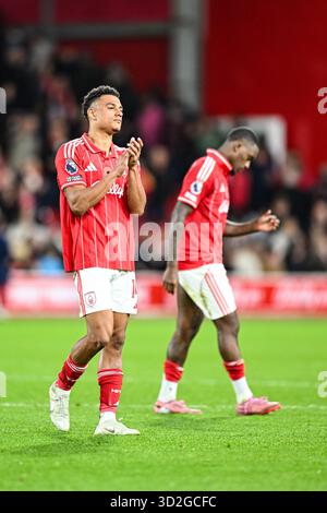 Dan Ndoye of Nottingham Forest applauds the tNottingham Forest fans ...
