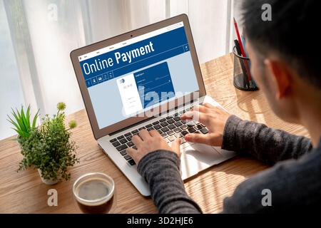 Online payment platform for modish money transfer on the internet netowrk Stock Photo