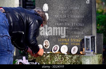 People commemorate the Commemoration of All the Faithful Departed ...