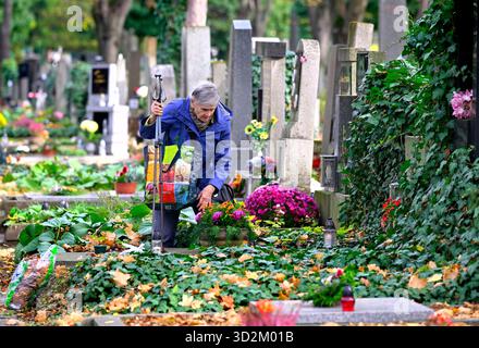 People commemorate the Commemoration of All the Faithful Departed ...