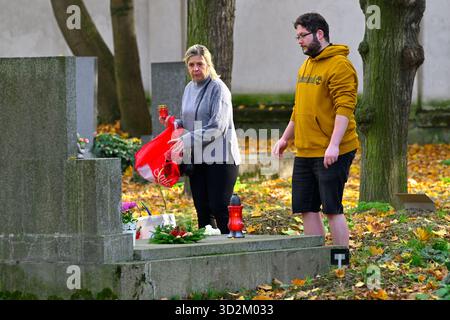 People commemorate the Commemoration of All the Faithful Departed ...