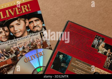 OLIVER! (1968) JACK WILD, RON MOODY, MARK LESTER OLI 001 Stock Photo ...