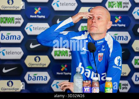Oslo, Norway. 3 Nov, 2025. Oslo 20251103. National team manager Ståle Solbakken presents the squad for the men's national team's final matches in the World Cup qualifiers. The matches will be played against Estonia on November 13 and Italy on November 16. Photo: Gorm Kallestad / NTB   This text is auto translated Credit: NTB/Alamy Live News Stock Photo