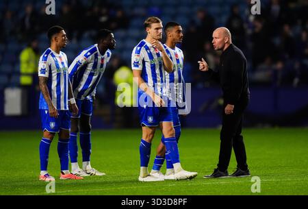 Sheffield Wednesday Manager Henrik Pedersen [DEN] reacts and gestures ...