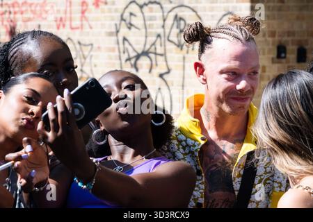 Notting Hill Rapper M DOT R, NOTTING HILL CARNIVAL 2025: Tik-Tok rapper M Dot R (Moses ...